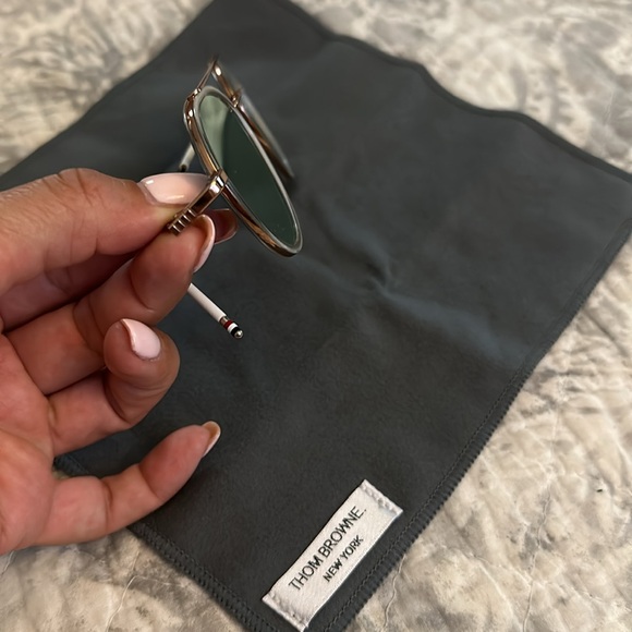 THOM BROWNE New York Sunglasses - Picture 5 of 8